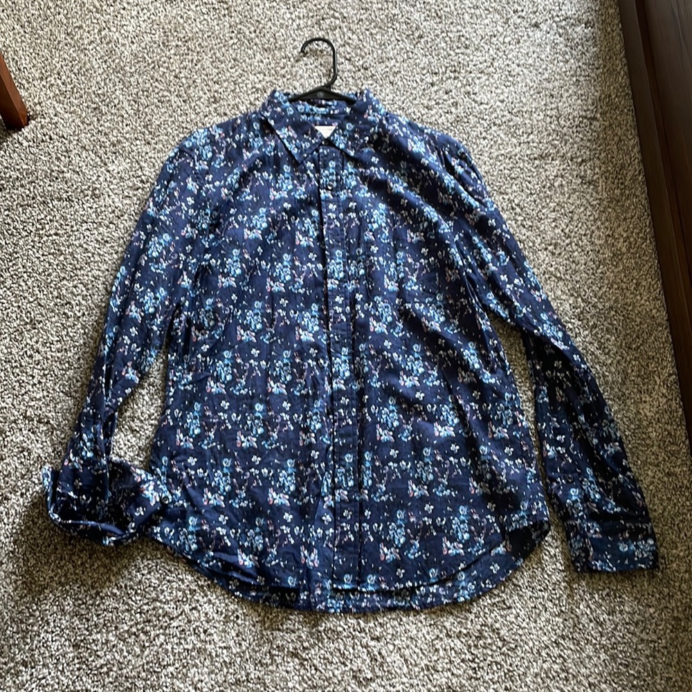 Club Monaco Floral button up